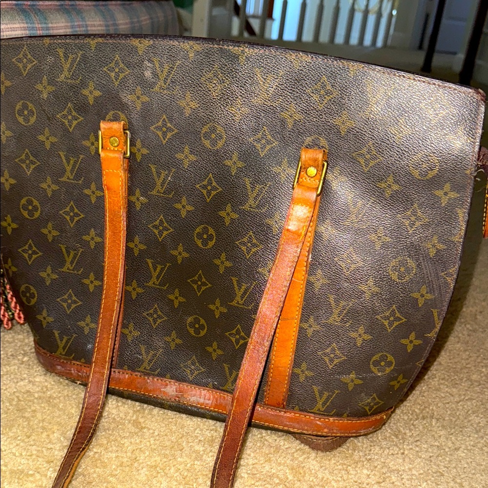 Authentic Louis Vuitton Babylon bag
